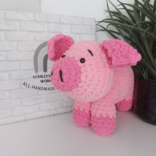 Crocheted Pig